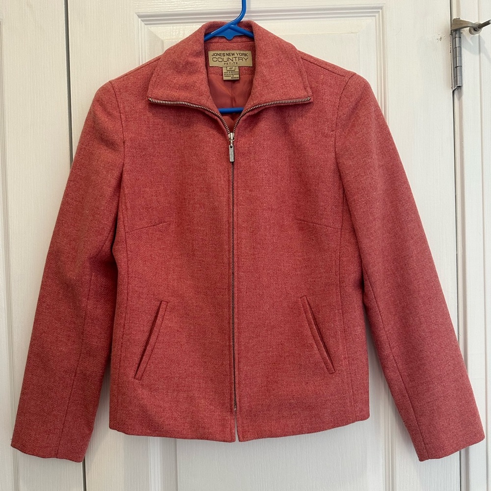 Jones New York Country Pink 100% Pure Wool Blazer Jacket Zip Front Size 4P